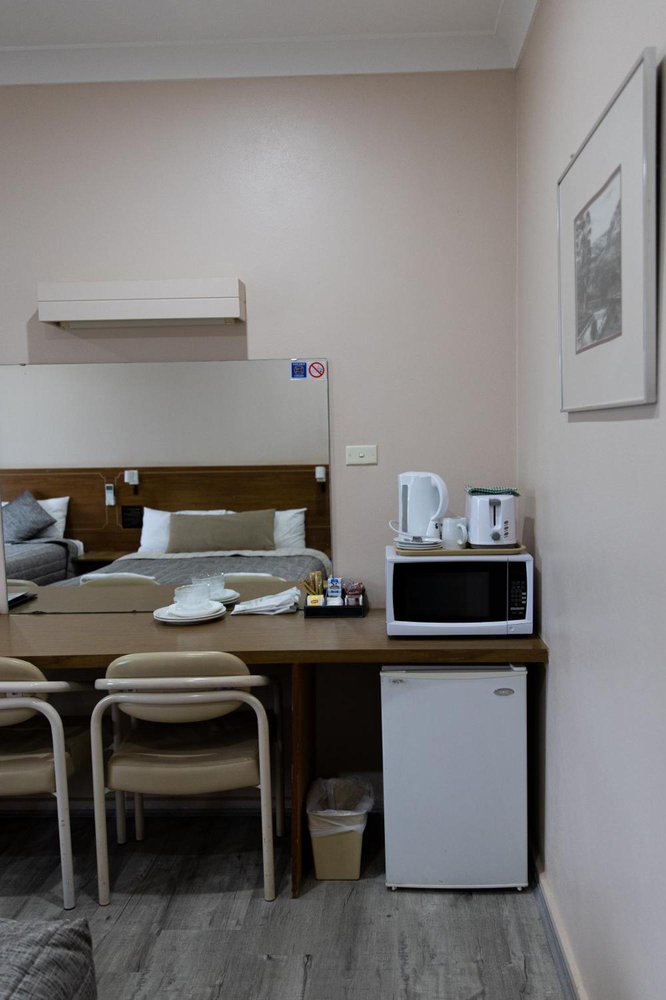 Garden Motor Inn Gundagai Kültér fotó
